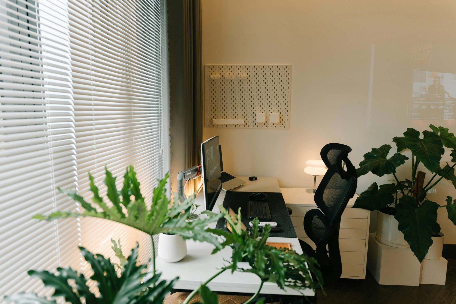 Remote Part-Time Jobs in the UK: Top Work-from-Home Roles